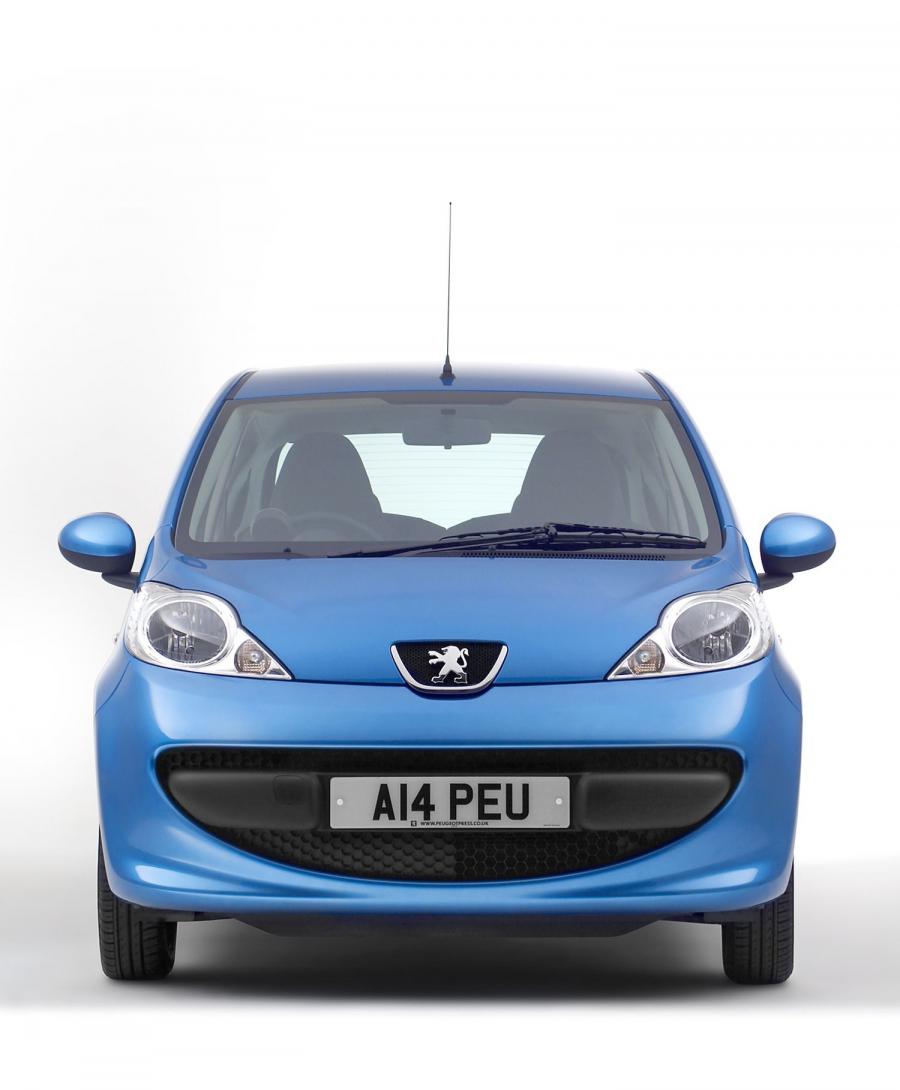  Peugeot 107 2006 года  (фото 34 из 48)